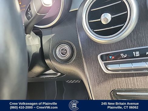 Used 2021 Mercedes-Benz GLC 300 4MATIC image 41