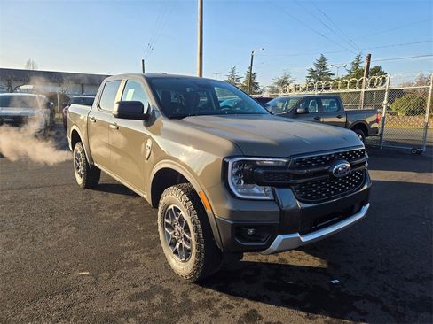New 2025 Ford Ranger XLT w/ FX4 Off-Road Package image 3