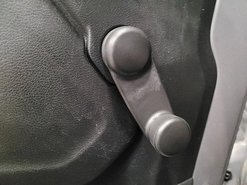 Used 2019 Jeep Wrangler Unlimited Sport image 27