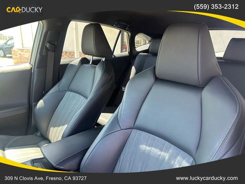 Used 2021 Toyota Venza XLE AWD/4WD image 11