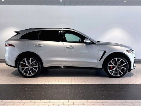 Used 2023 Jaguar F-PACE SVR AWD/4WD image 11
