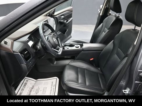 Used 2022 Nissan Rogue SL image 13