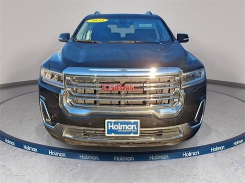 Used 2023 GMC Acadia SLT image 2