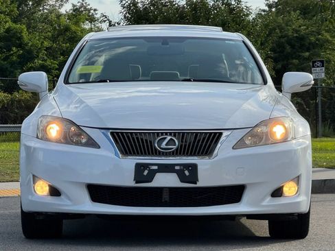 Used 2009 Lexus IS 250 AWD image 3