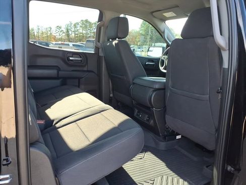 Used 2024 Chevrolet Silverado 1500 Custom Trail Boss w/ LPO, Dark Essentials Package image 12