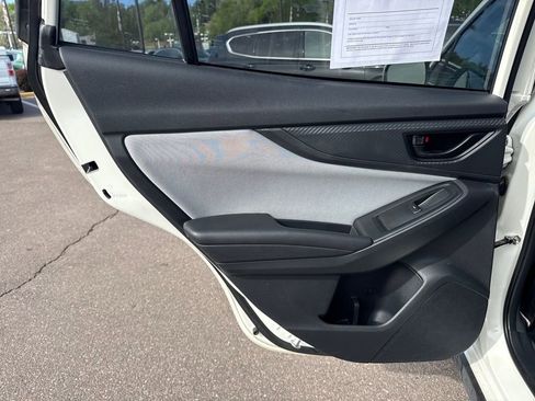 Used 2021 Subaru Crosstrek 2.0i Premium w/ Moonroof Package image 28