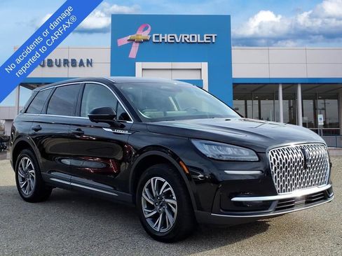 Used 2023 Lincoln Corsair AWD w/ Equipment Group 101A image 3