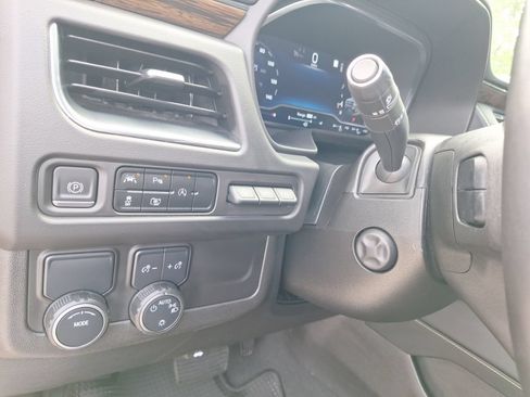 Used 2023 Chevrolet Tahoe Premier w/ Texas Edition RWD image 18