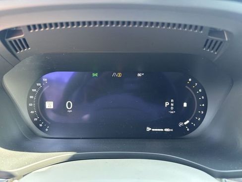 Used 2022 Volvo XC60 B5 Momentum w/ Advanced Package image 18