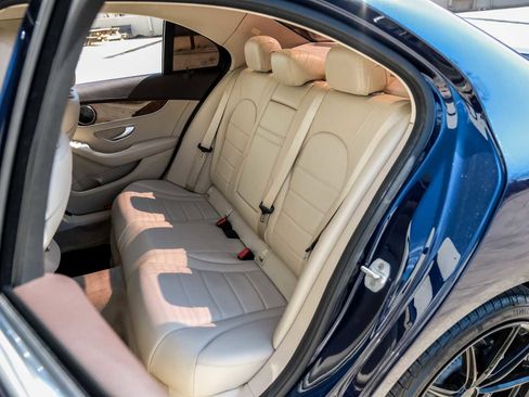 Used 2016 Mercedes-Benz C 300 4MATIC Sedan image 38