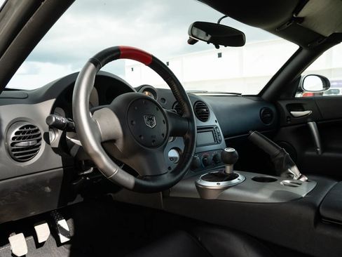 Used 2009 Dodge Viper ACR RWD image 20