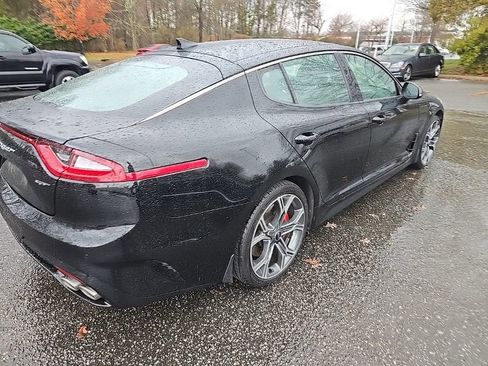 Used 2020 Kia Stinger GT image 3