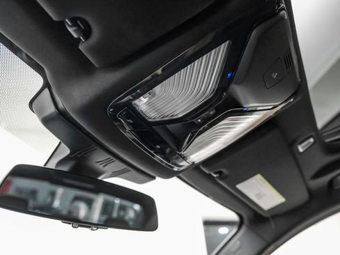 Used 2023 BMW 530i w/ Premium Package RWD image 31