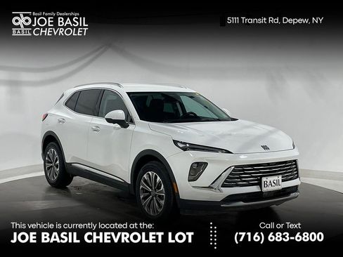 Used 2025 Buick Envision Preferred image 1