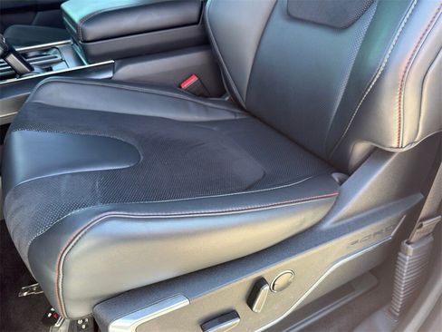 Used 2025 Ford F150 Raptor image 17