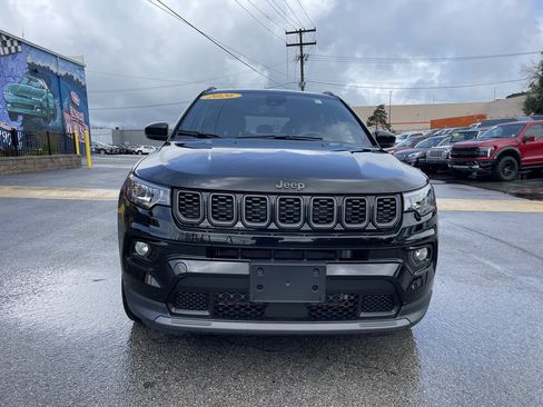 Used 2026 Jeep Compass Limited AWD/4WD image 5