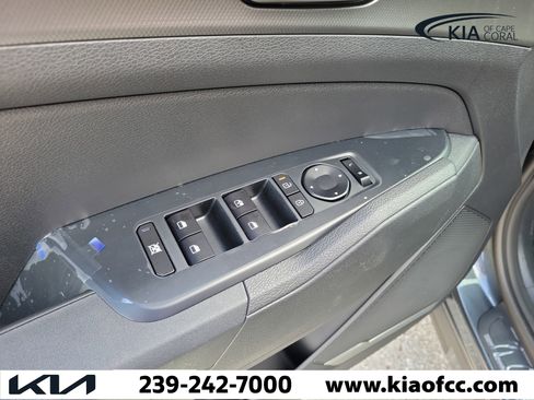 New 2026 Kia Sportage LX image 21