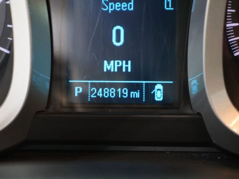 Used 2012 Chevrolet Equinox LT w/ Driver Convenience Package image 34