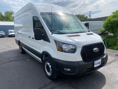 Used 2023 Ford Transit 250 148 High Roof Extended RWD image 3