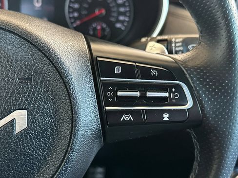 Used 2022 Kia Stinger GT1 RWD image 26