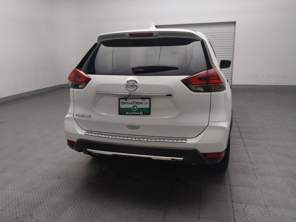 Used 2017 Nissan Rogue S FWD image 7