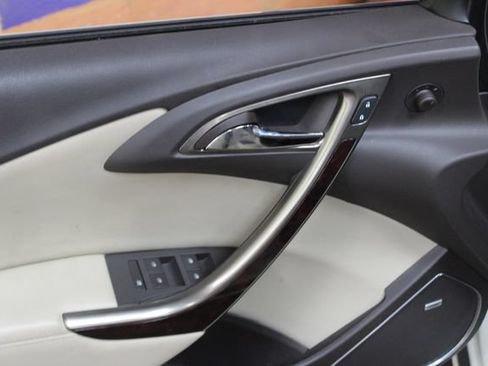 Used 2015 Buick Verano Premium FWD image 11