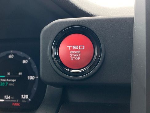 Used 2025 Toyota Tacoma TRD Off-Road AWD/4WD image 20