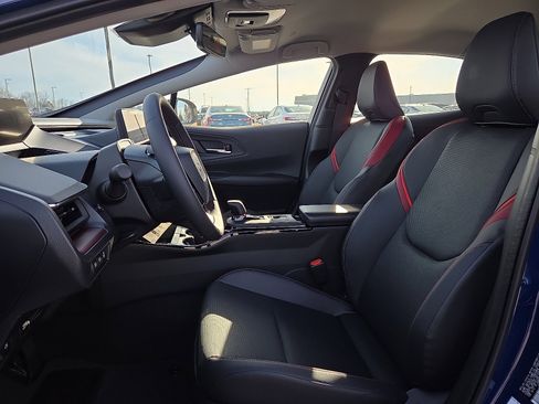 New 2026 Toyota Prius Plug-In Hybrid image 9