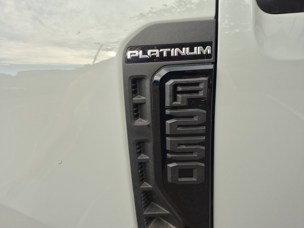 New 2026 Ford F250 Platinum AWD/4WD image 9
