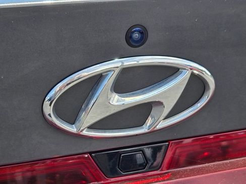 Used 2023 Hyundai Elantra SEL w/ Convenience Package FWD image 21