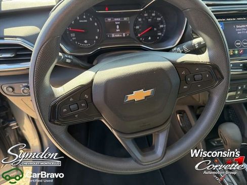 Certified 2022 Chevrolet TrailBlazer LT w/ Convenience Package AWD/4WD image 12
