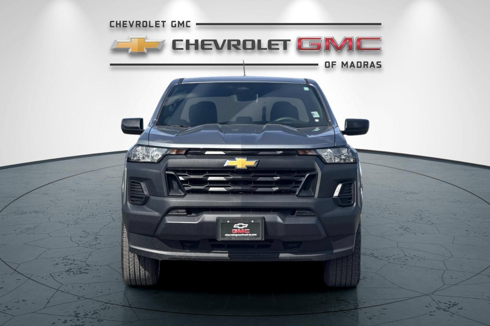 Used 2024 Chevrolet Colorado W/T AWD/4WD image 8