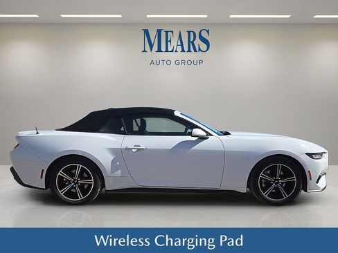 Used 2024 Ford Mustang Premium image 7