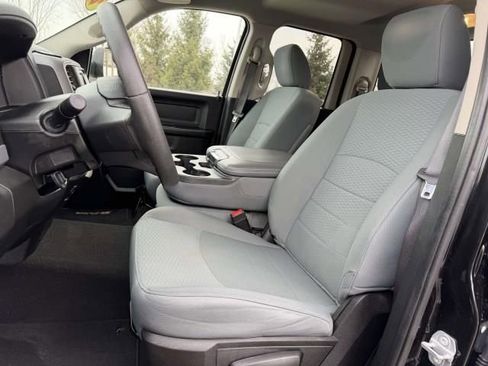 Used 2019 RAM 1500 Express w/ Express Value Package image 5