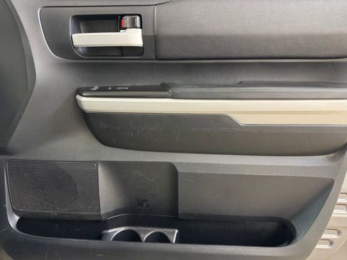 Used 2018 Toyota Tundra SR5 w/ SR5 Upgrade Package image 26