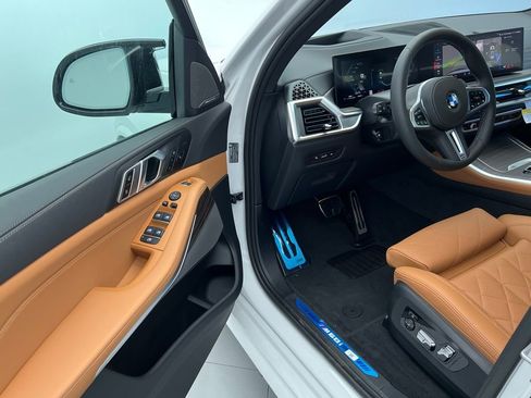 Certified 2025 BMW X5 M60i image 21