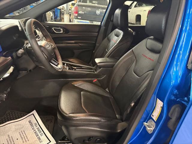 Certified 2024 Jeep Compass Trailhawk w/ Trailhawk Elite Group AWD/4WD image 39
