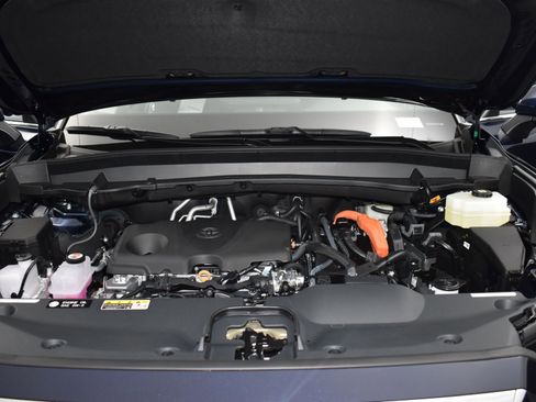 Used 2025 Toyota Grand Highlander AWD Hybrid image 24