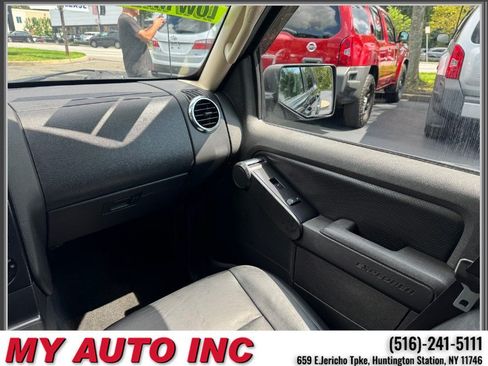 Used 2010 Ford Explorer XLT AWD/4WD image 14