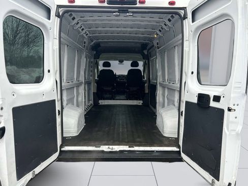 Used 2021 RAM ProMaster 2500 image 12