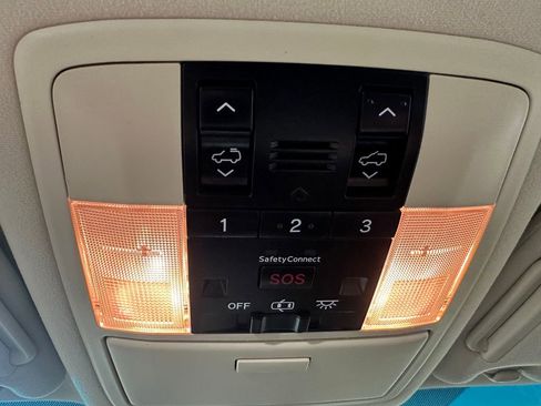 Used 2010 Lexus GX 460 Premium AWD/4WD image 38