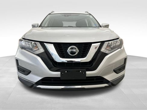Used 2019 Nissan Rogue SV AWD/4WD image 9