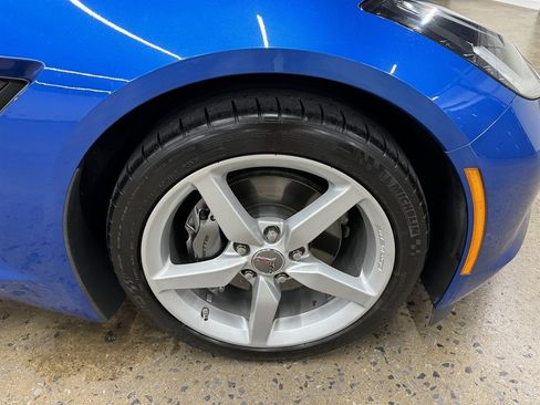 Used 2015 Chevrolet Corvette Stingray Coupe image 18