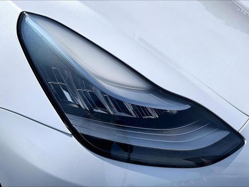 Used 2019 Tesla Model 3 Long Range AWD/4WD image 28