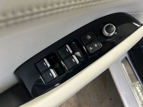 Used 2018 MAZDA MAZDA6 Signature image 23