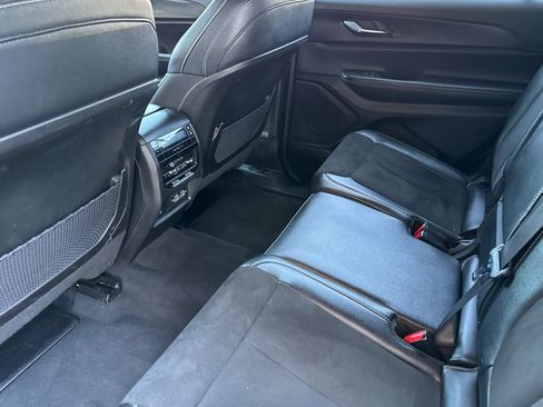 Used 2024 Jeep Grand Cherokee L Laredo image 13