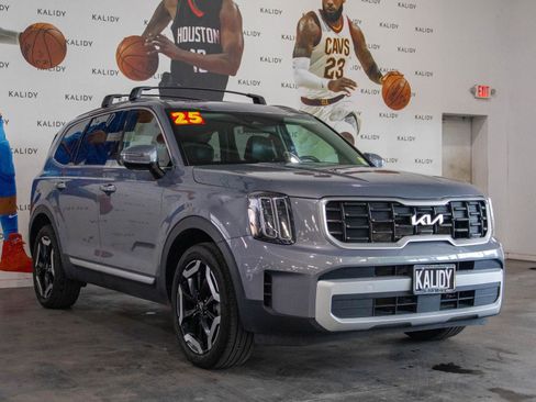 Used 2025 Kia Telluride S AWD/4WD image 20
