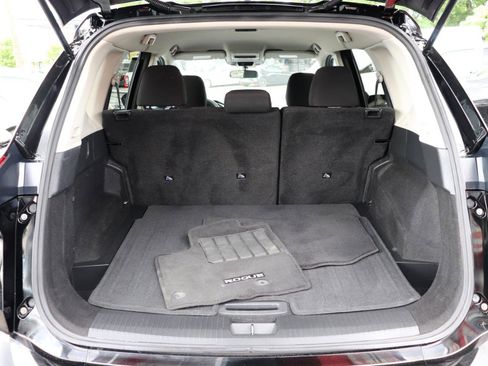 Used 2024 Nissan Rogue S AWD/4WD image 51