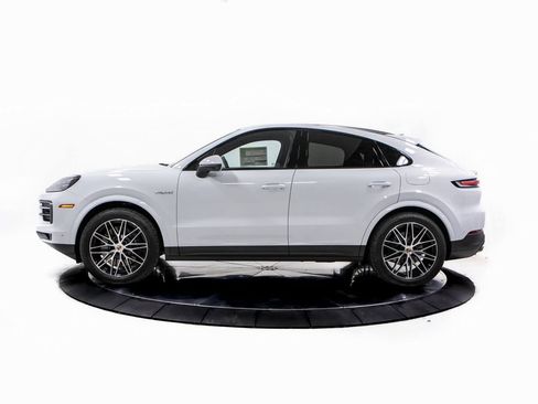 New 2026 Porsche Cayenne E-Hybrid image 2