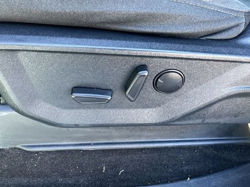 Used 2022 Ford F150 XLT w/ Equipment Group 302A High AWD/4WD image 16